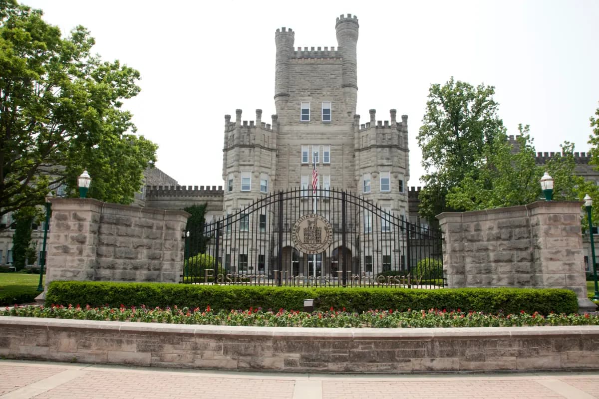 Eastern Illinois University campus