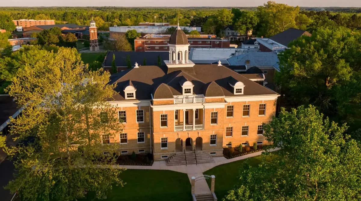 Freed-Hardeman University campus